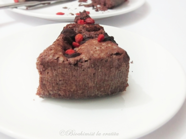 Brownie cu goji si capsune