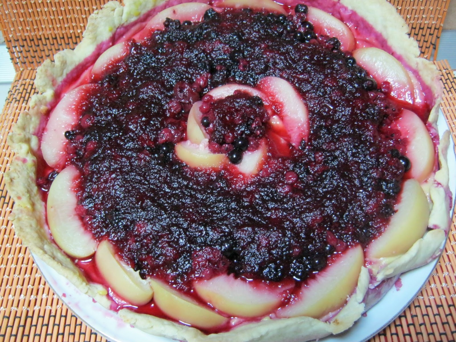 Tarta cu fructe de padure