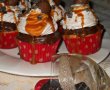 Muffins cu crema de banane si topping de caramel-4