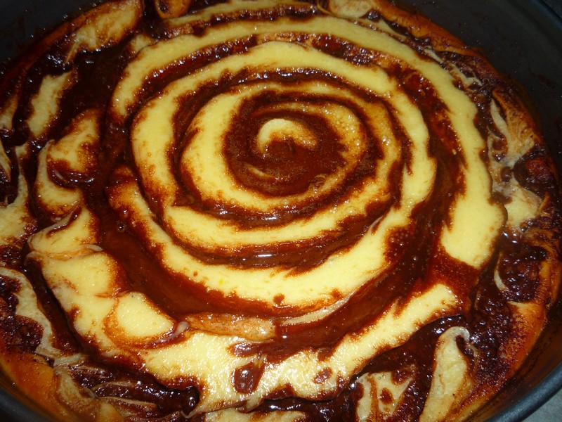 Cheesecake spiralat cu ciocolata