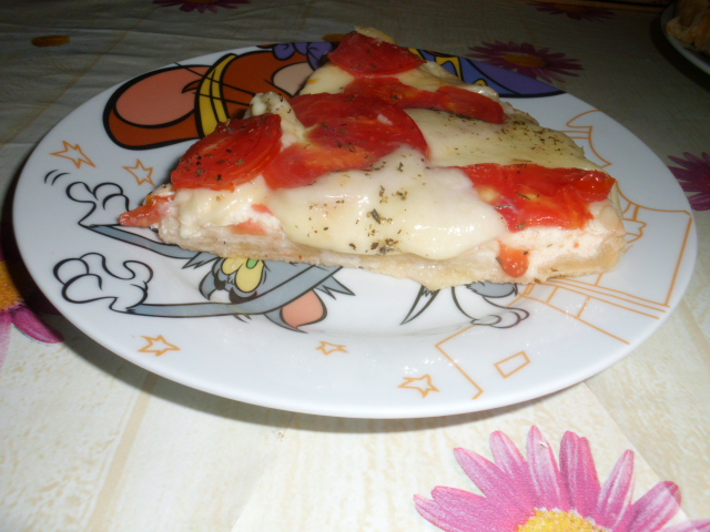 Quiche cu mozzarella si rosii