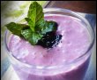 Smoothie cu dulceata din boabe de soc-1