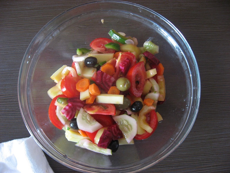 Salata de legume