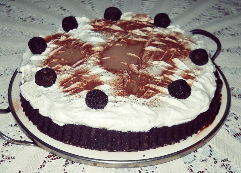 Tarta cu ciocolata si mousse de vanilie