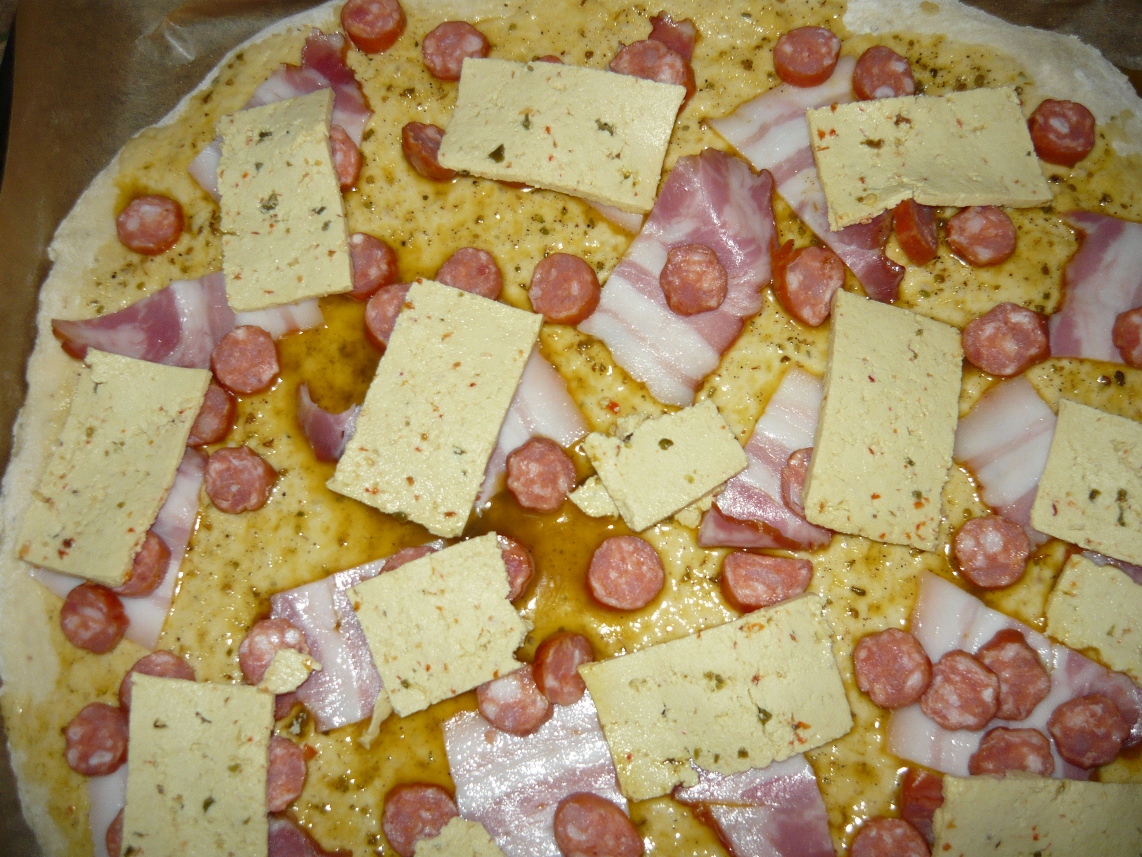 Pizza cu tofu