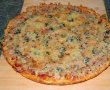 Pizza cu costita si ciuperci-13