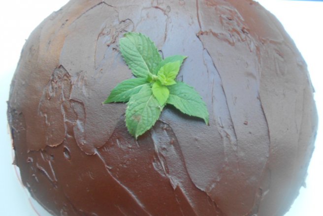 Tort de pere cu crema ganache