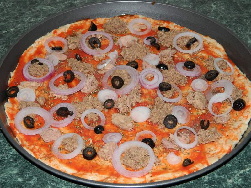 Pizza cu ton