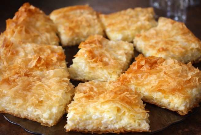 Placinta cu branza de oaie si smantana
