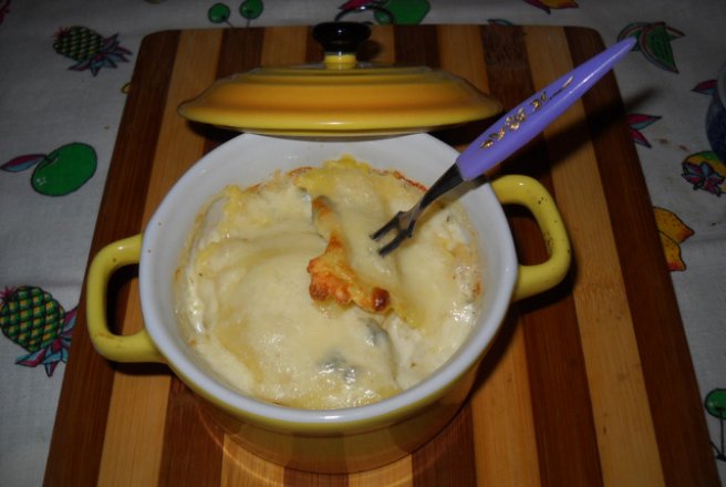 Gratin de ravioli cu gorgonzola