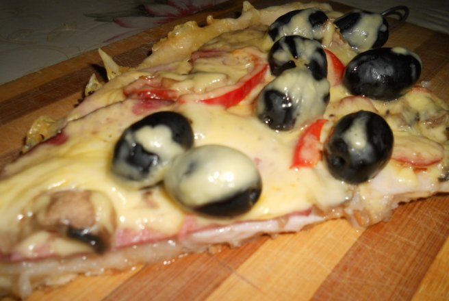 Pizza cu ciuperci