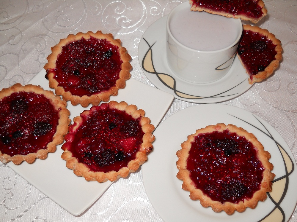 Mini tarte cu fructe