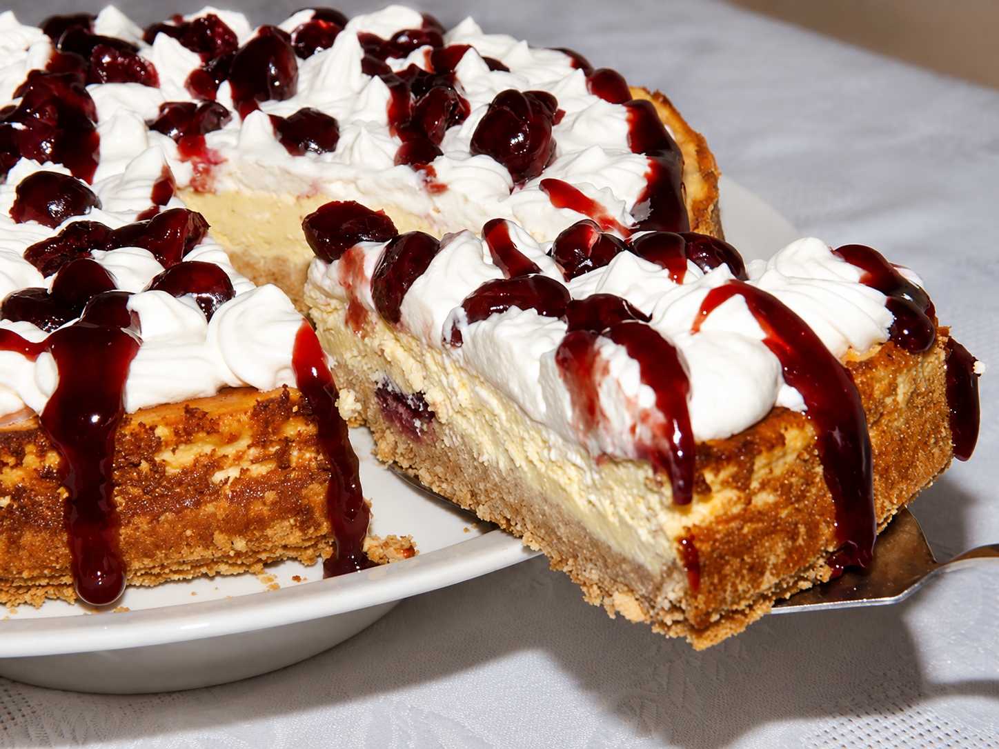 Desert cheesecake cu cirese