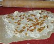 Desert strudel cu branza si stafide-4