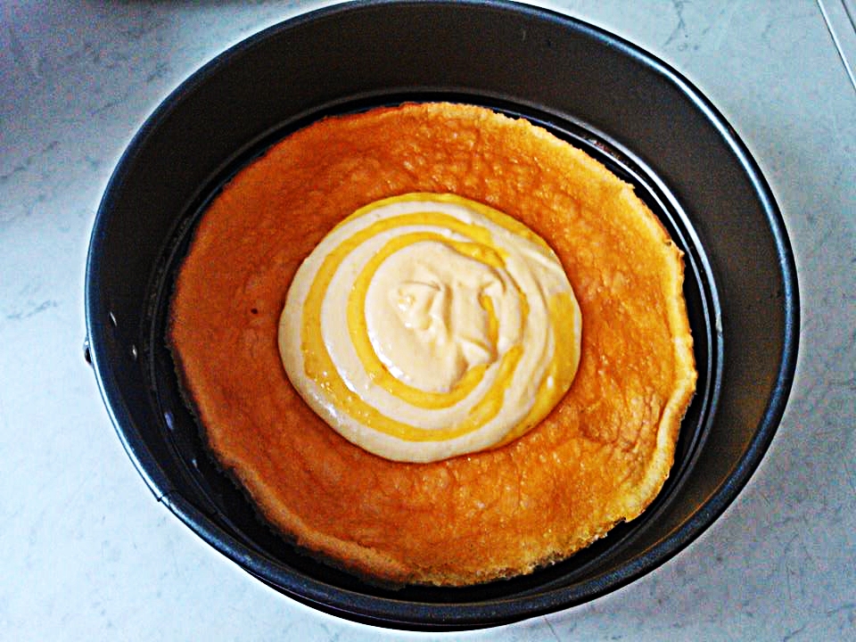 Tort cu crema de portocale