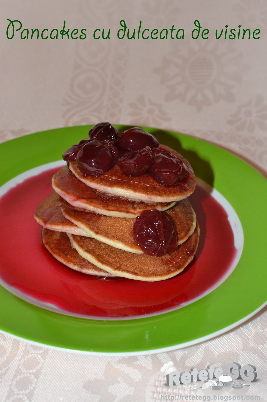 Mini pancakes cu dulceata de visine