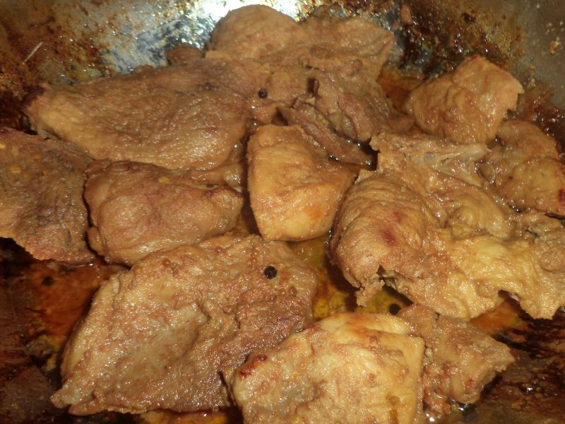Friptura de porc marinata la tigaie