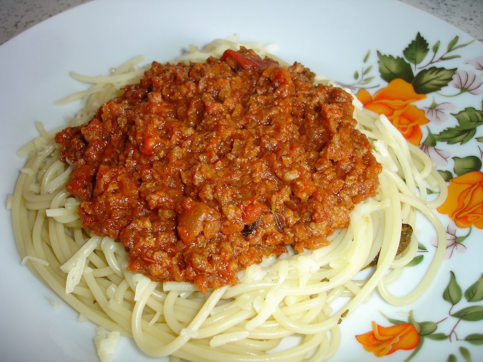 Paste bolognese gratinate