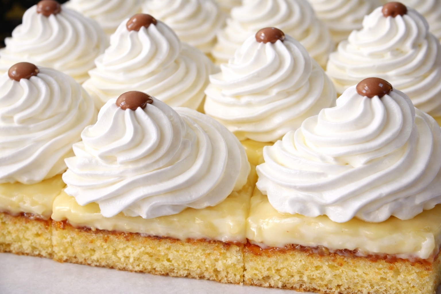 Prajitura cu crema de vanilie