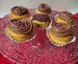 Cupcakes cu vişine şi ciocolată-3