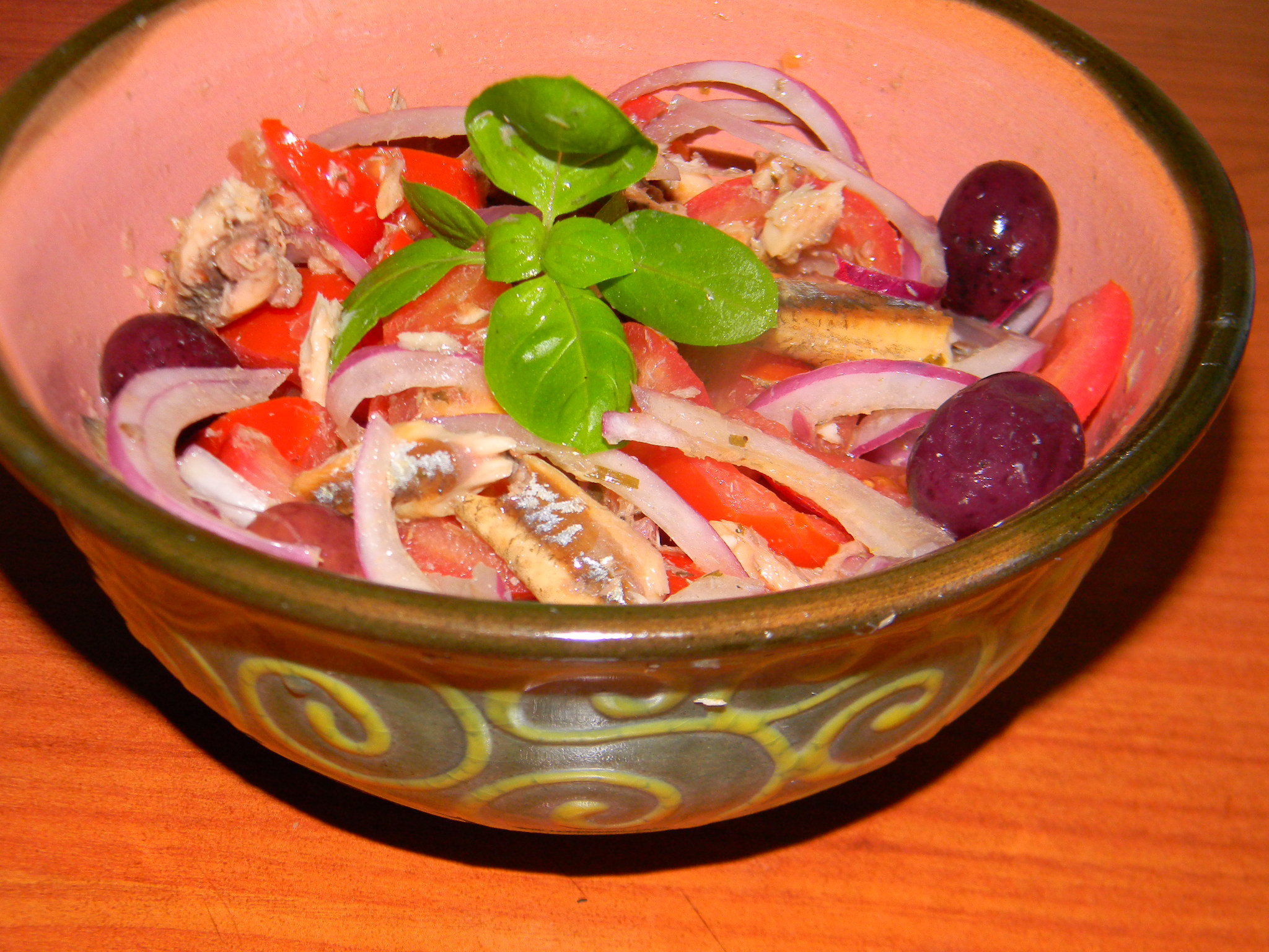 Salata de rosii  cu ansoa