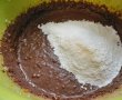 Reteta delicioasa de negresa cu nuca, cacao  si glazura de ciocolata-3