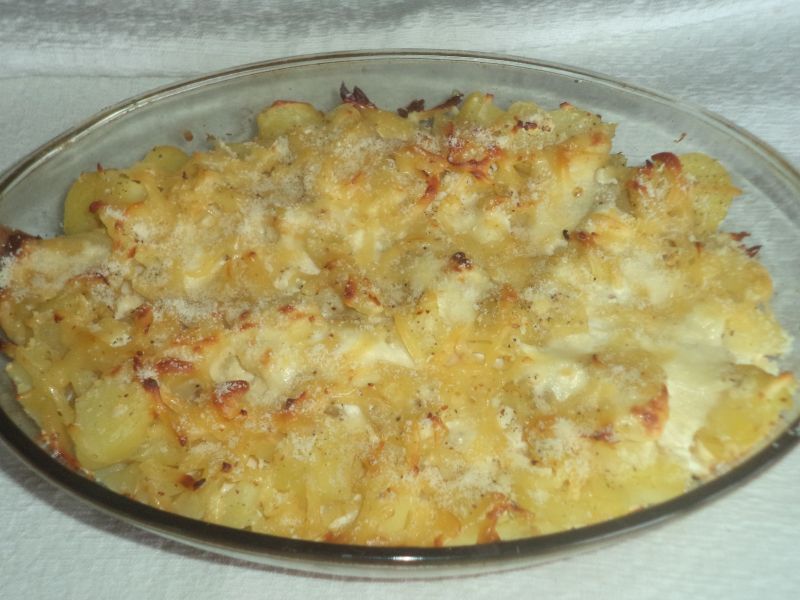 Cartofi gratinati