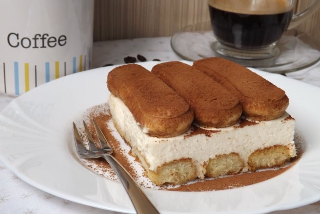 Tiramisu cu frisca, un deliciu aromat si gustos