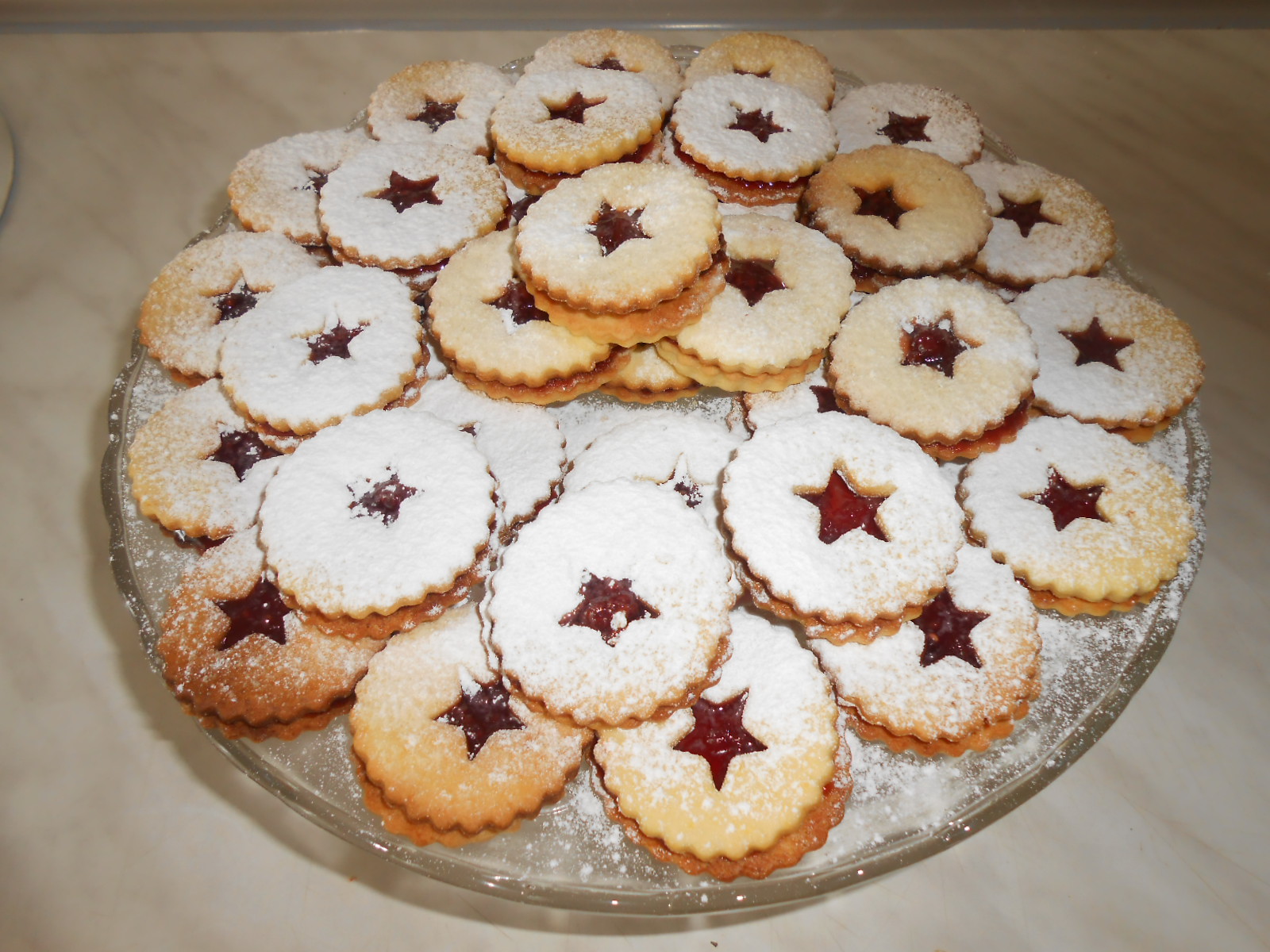 Biscuiti Linzer