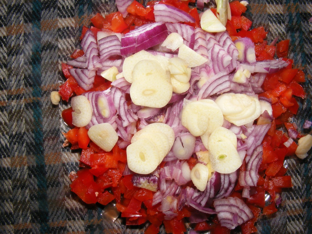 Salata de post cu paste si branza tofu