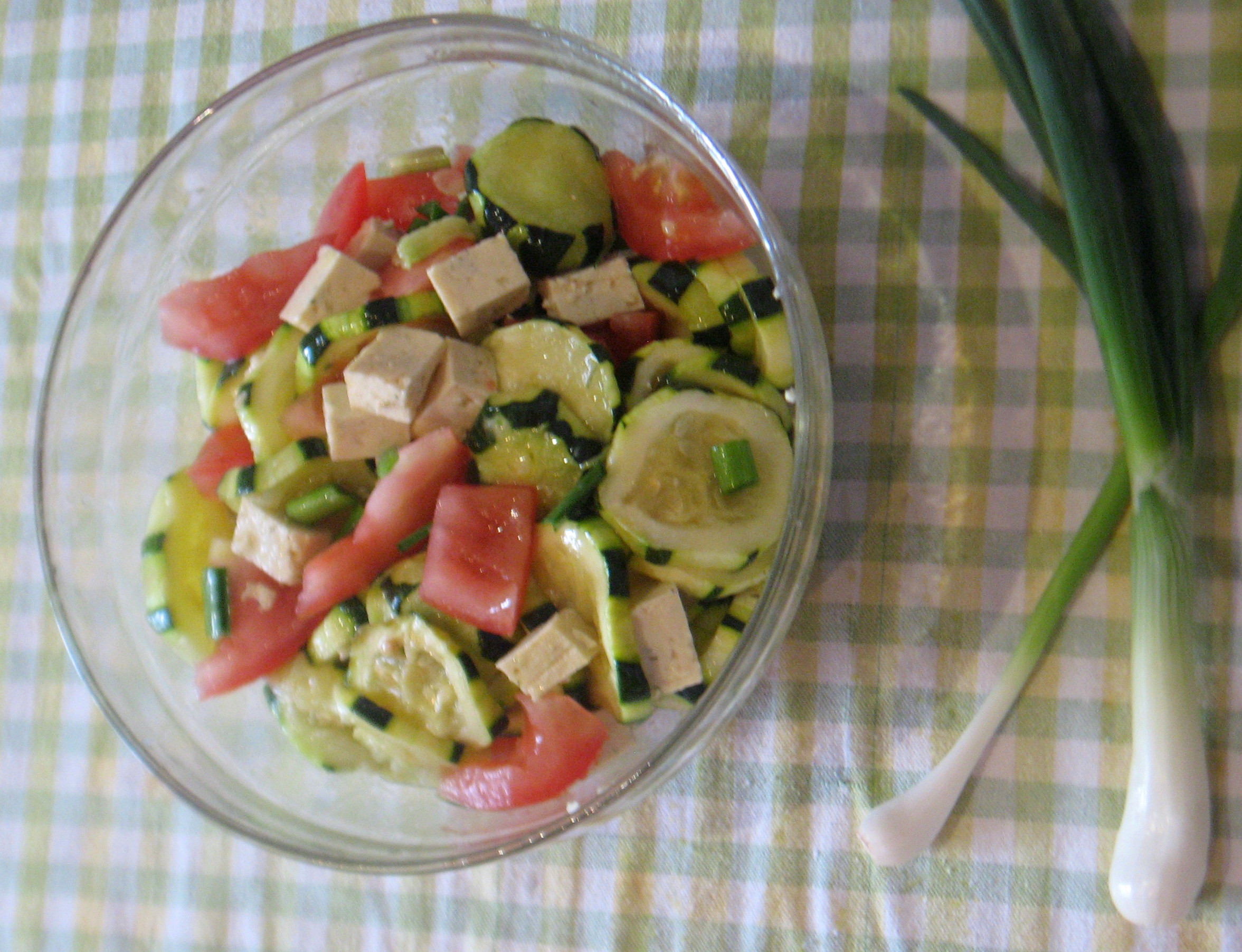 Salata calda de dovlecei