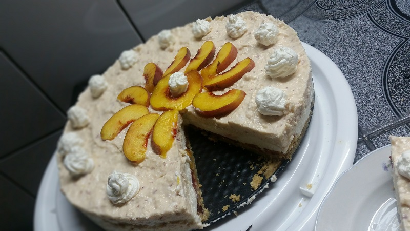 Cheesecake cu Piersici