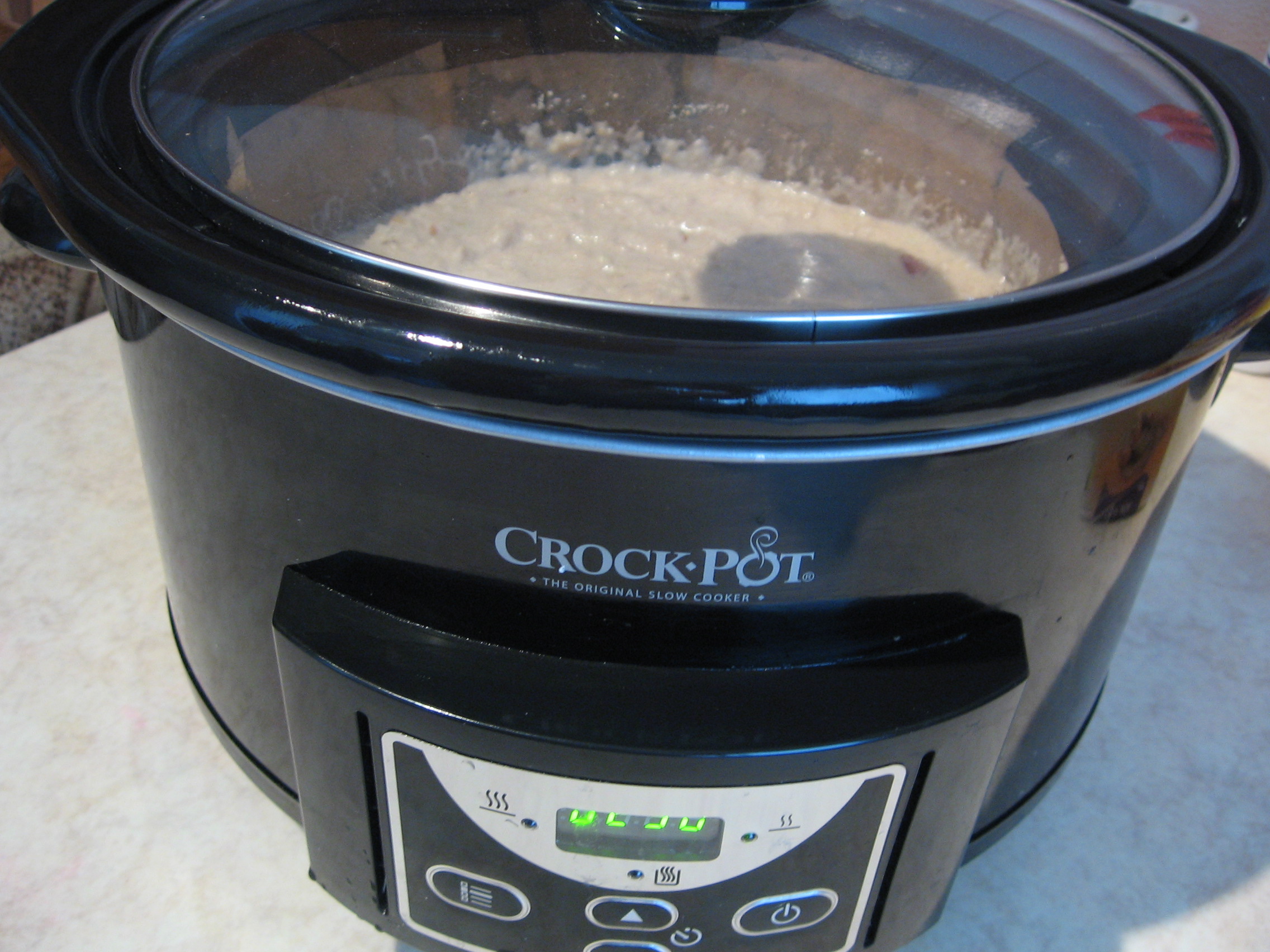 Prajitura cu aluat de bezea si mere la slow cooker Crock-Pot 4,7 L