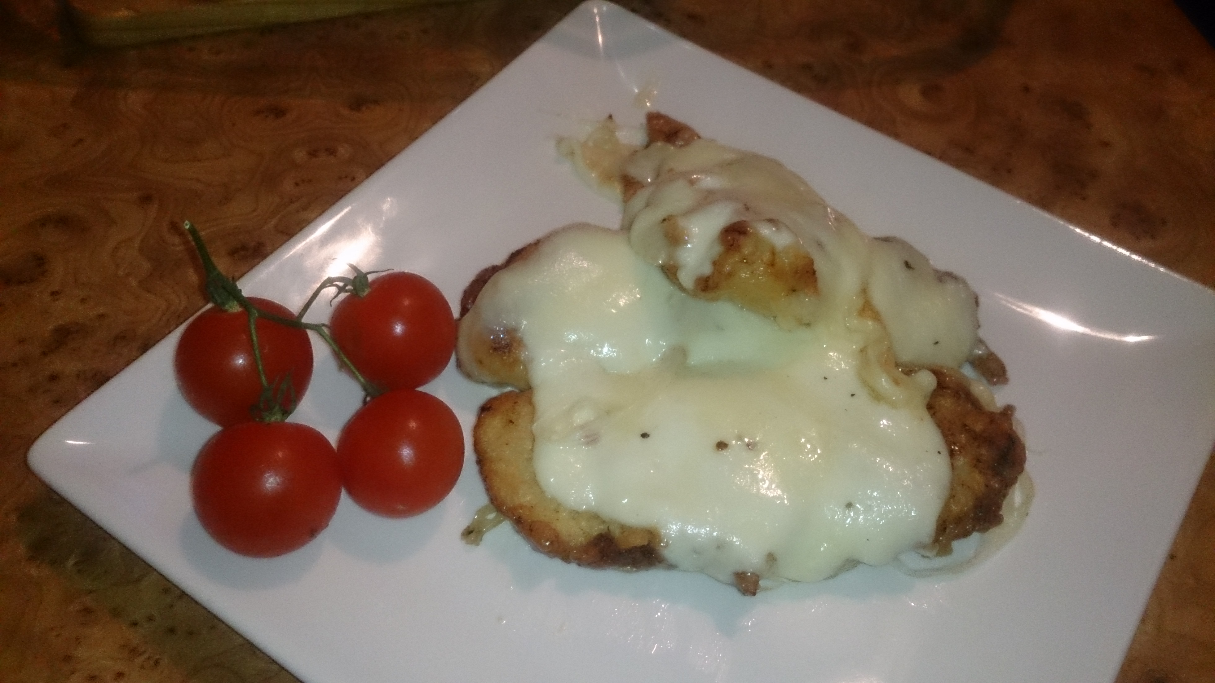 Snitel de pui cu mozzarella