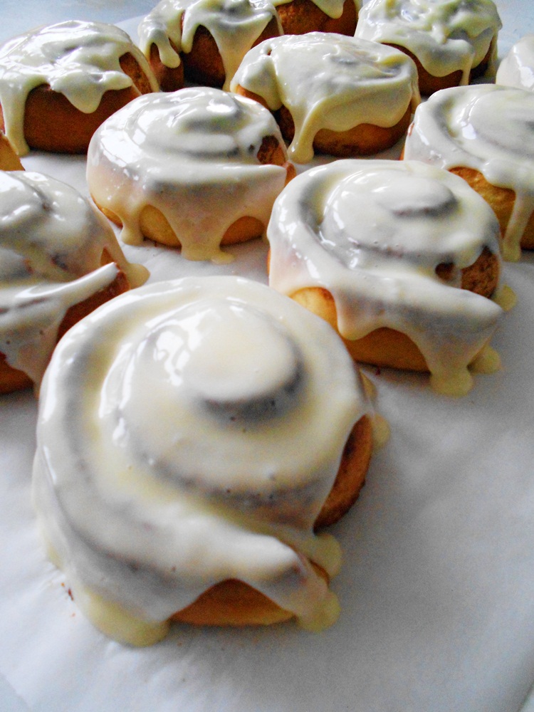 Cinnamon rolls sau Melcișori cu scorțișoară