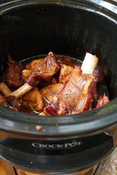 Friptura de porc la slow cooker Crock-Pot 4,7 L