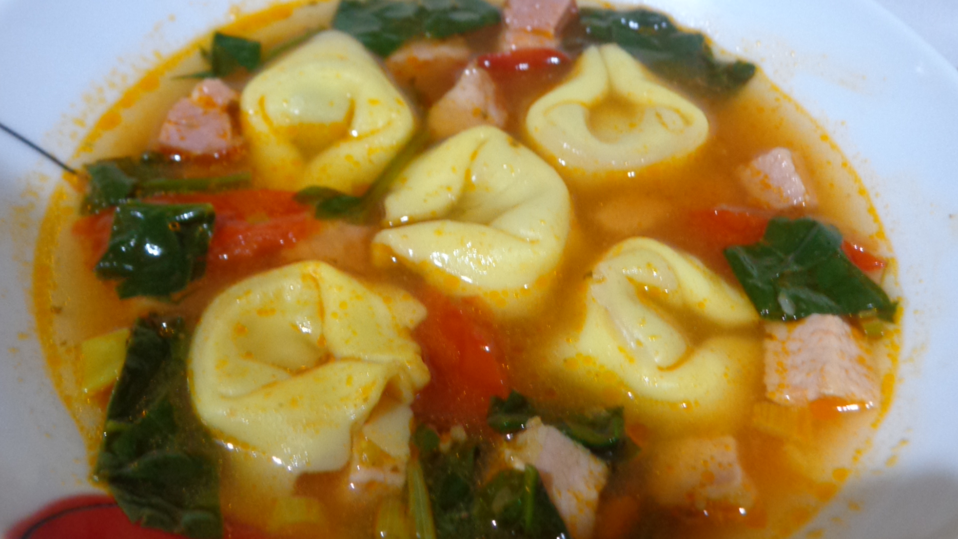 Supa cu tortellini