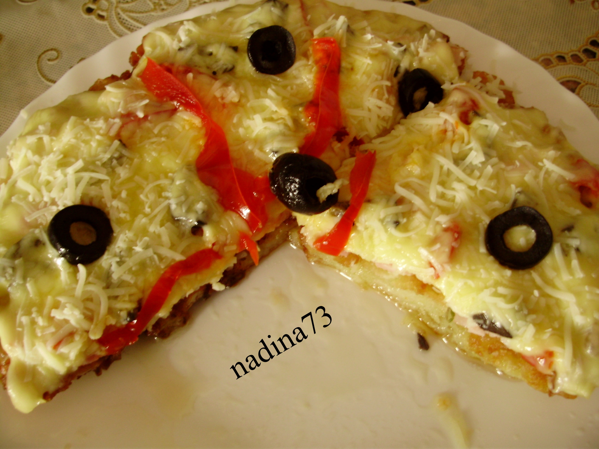 Pizza pe blat de cartofi