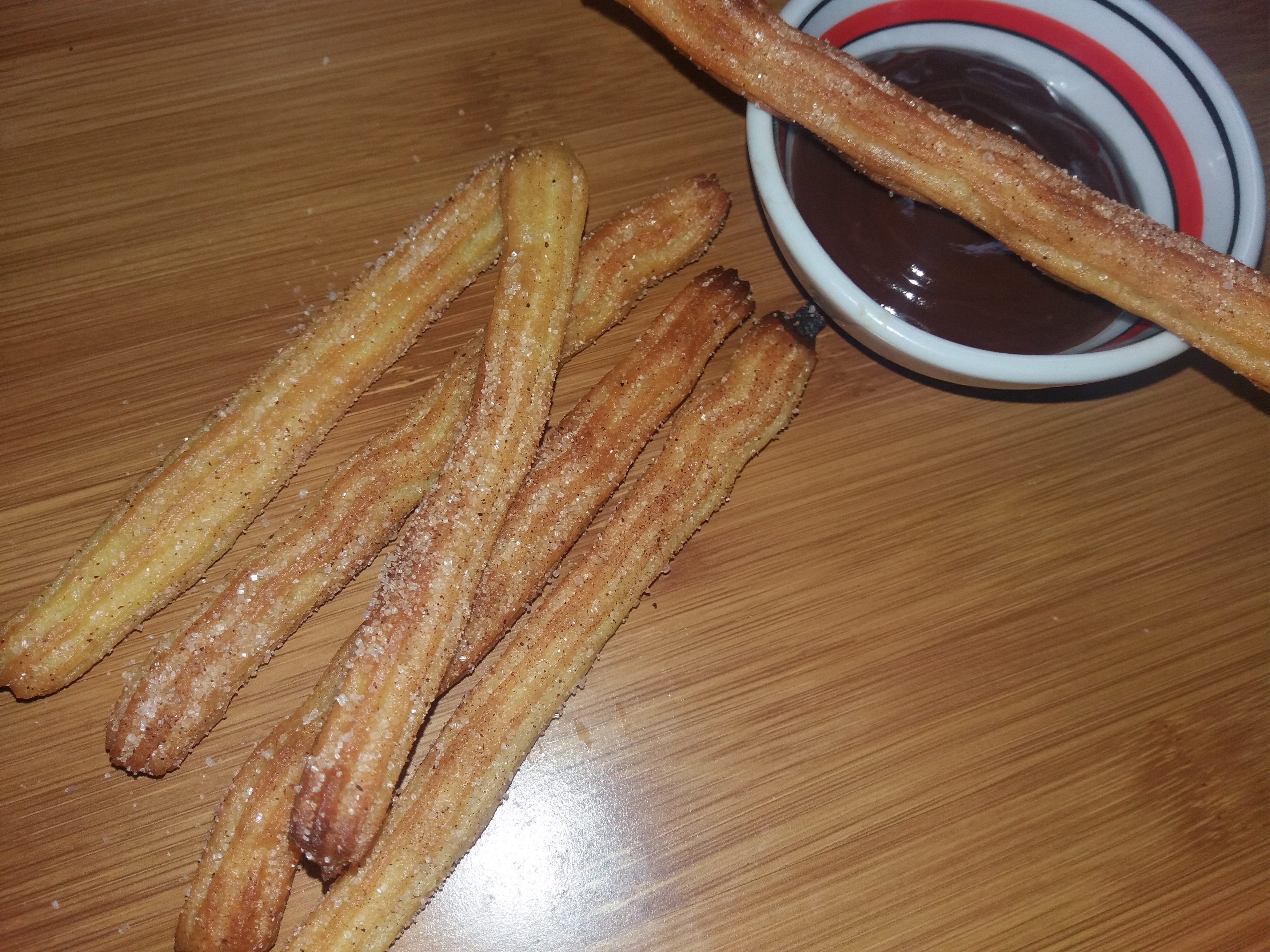 Churros cu sos de ciocolata