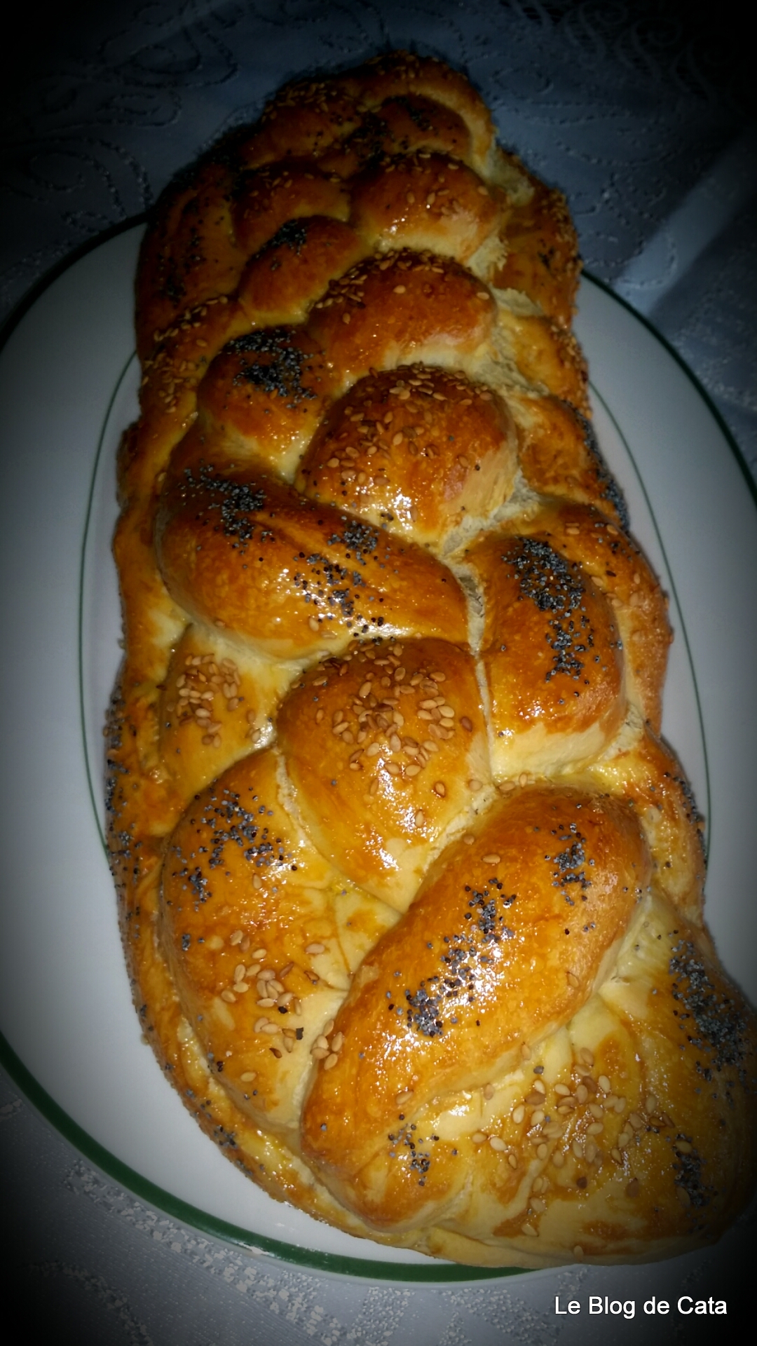 Colac impletit in 6 - Challah