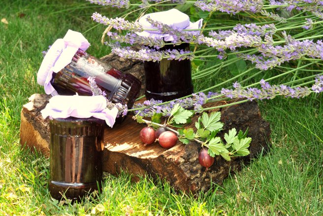 Dulceata de agrise cu lavanda - Provence