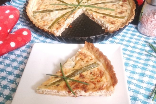 Quiche cu ton, rosii deshidratate si sparanghel