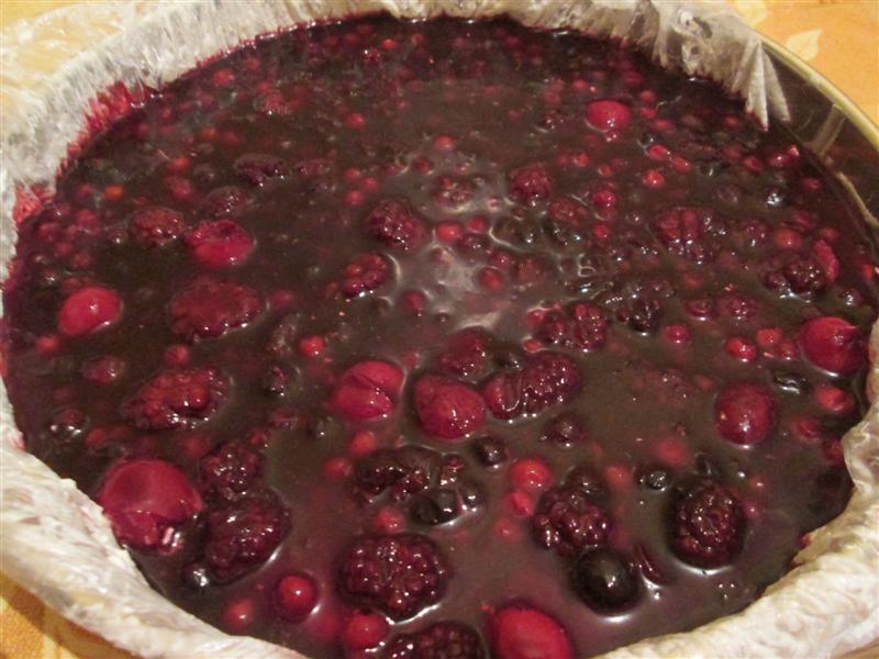 Cheesecake cu fructe de padure (fara coacere)