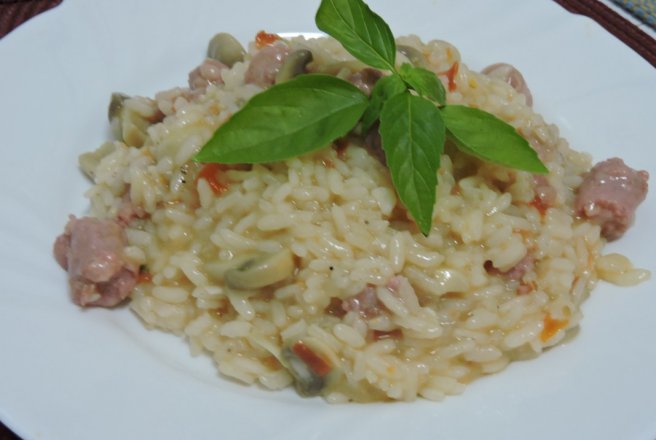 Risotto cu ciuperci si carnati proaspeti