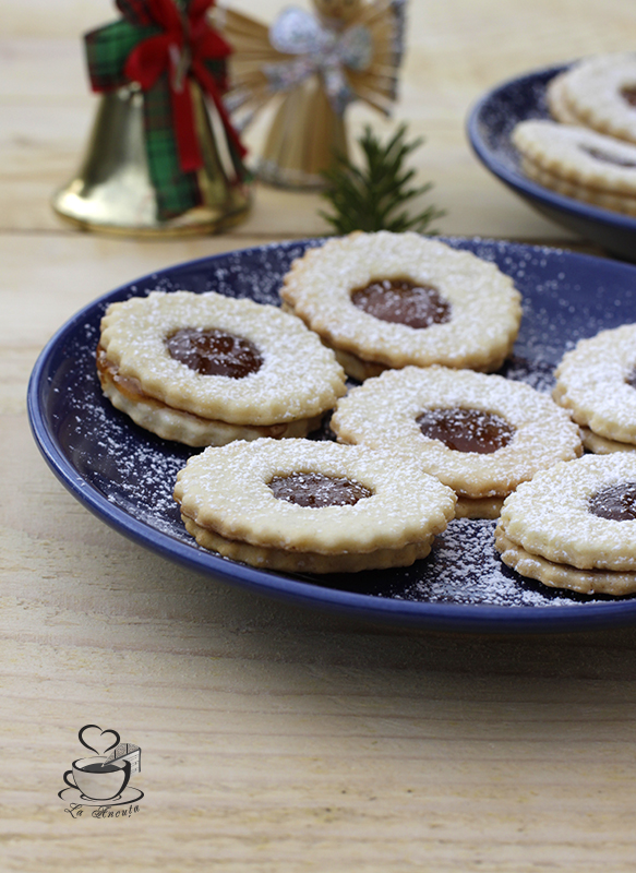 Biscuiti Linzer (Ochi de pisica)