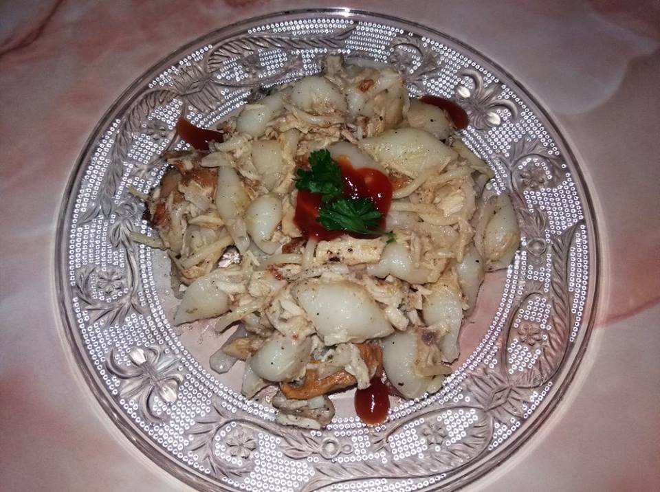 Paste Fileti di pollo cu ciuperci