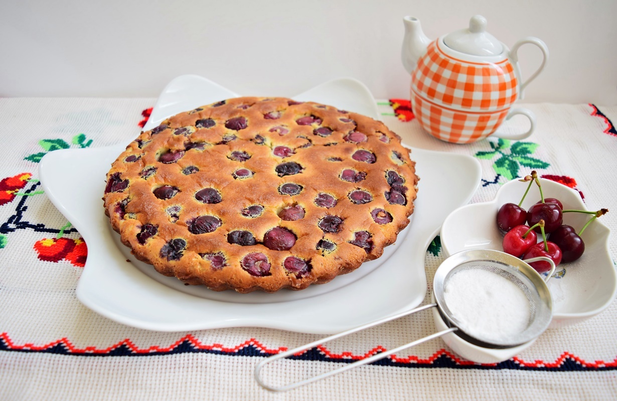 Desert clafoutis cu cirese