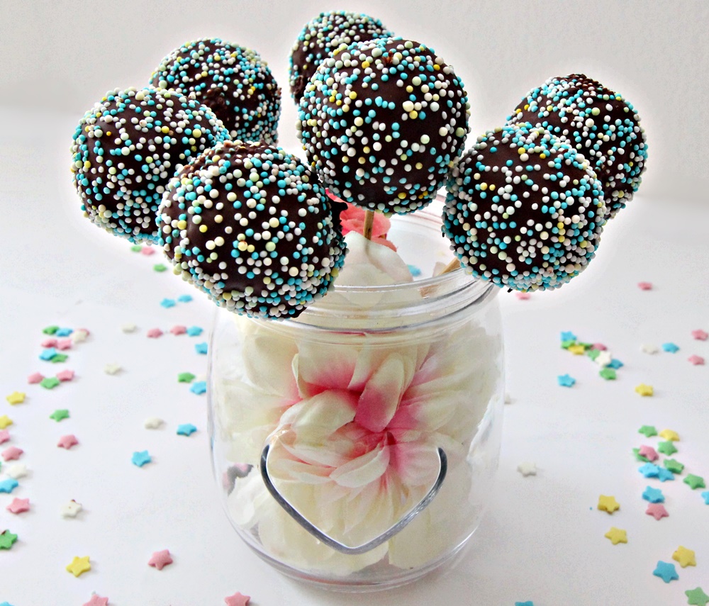 Desert cake pops