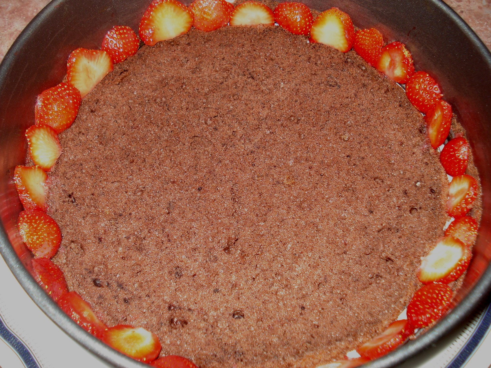Desert tort cu capsuni si crema de vanilie