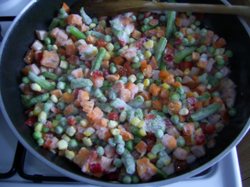Paste cu legume si muschi file
